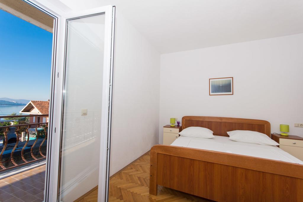 Apartmani Gaube Trogir Exterior foto
